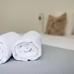 Guestready - Inviting Retreat